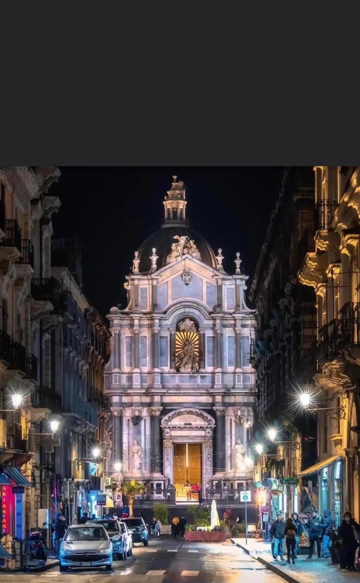 Central House Catania Historic Center Buitenkant foto